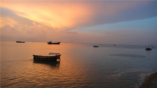 涠洲岛夕阳 北海旅游网
